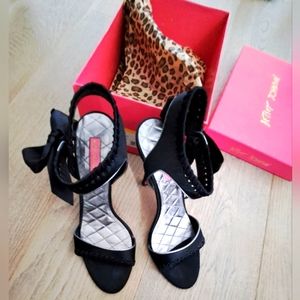 Vintage Betsy Johnson Black Tie Sandals